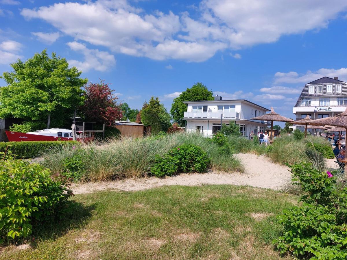Haus Strandglueck - Urlaub Mit Blick Auf Den Duemmer See Leilighet Lembruch Eksteriør bilde